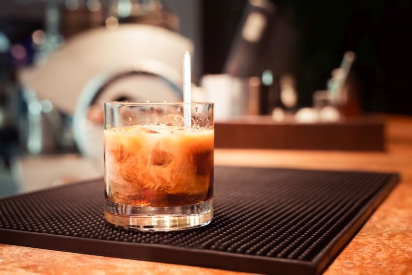 White russian opskrift