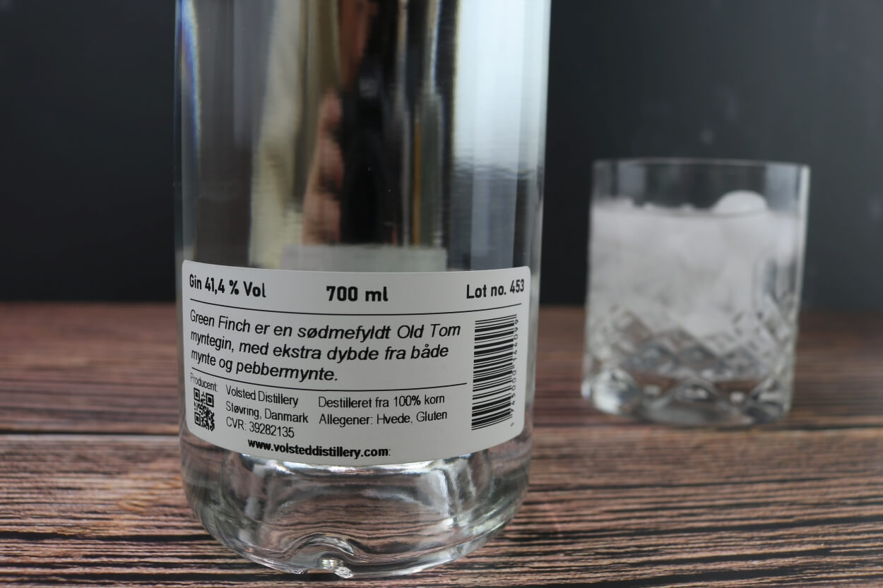 Bagsiden af Volsted Distillery Green Finch gin